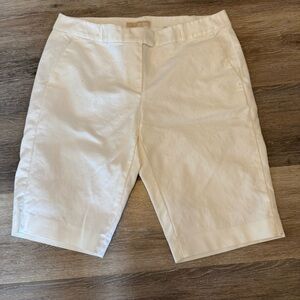MICHAEL Michael Kors Women’s White Bermuda Shorts Size 8